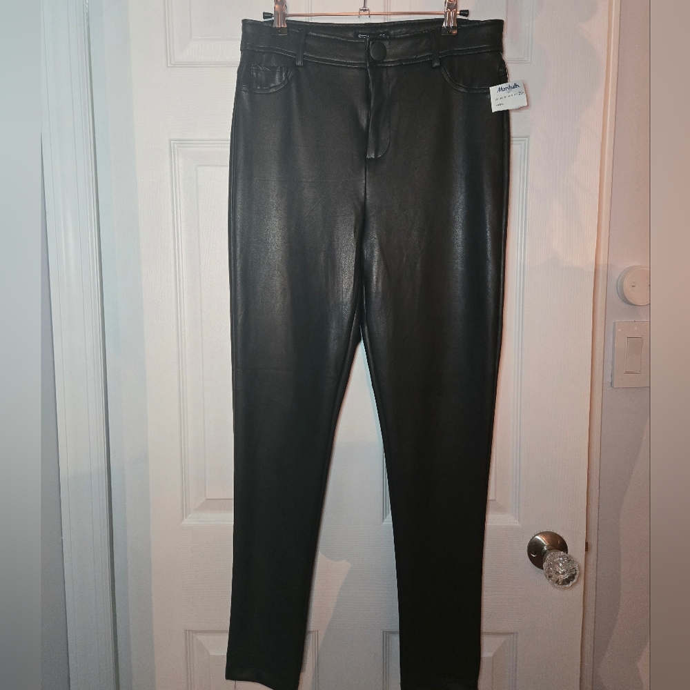Pleather stretch black trouser